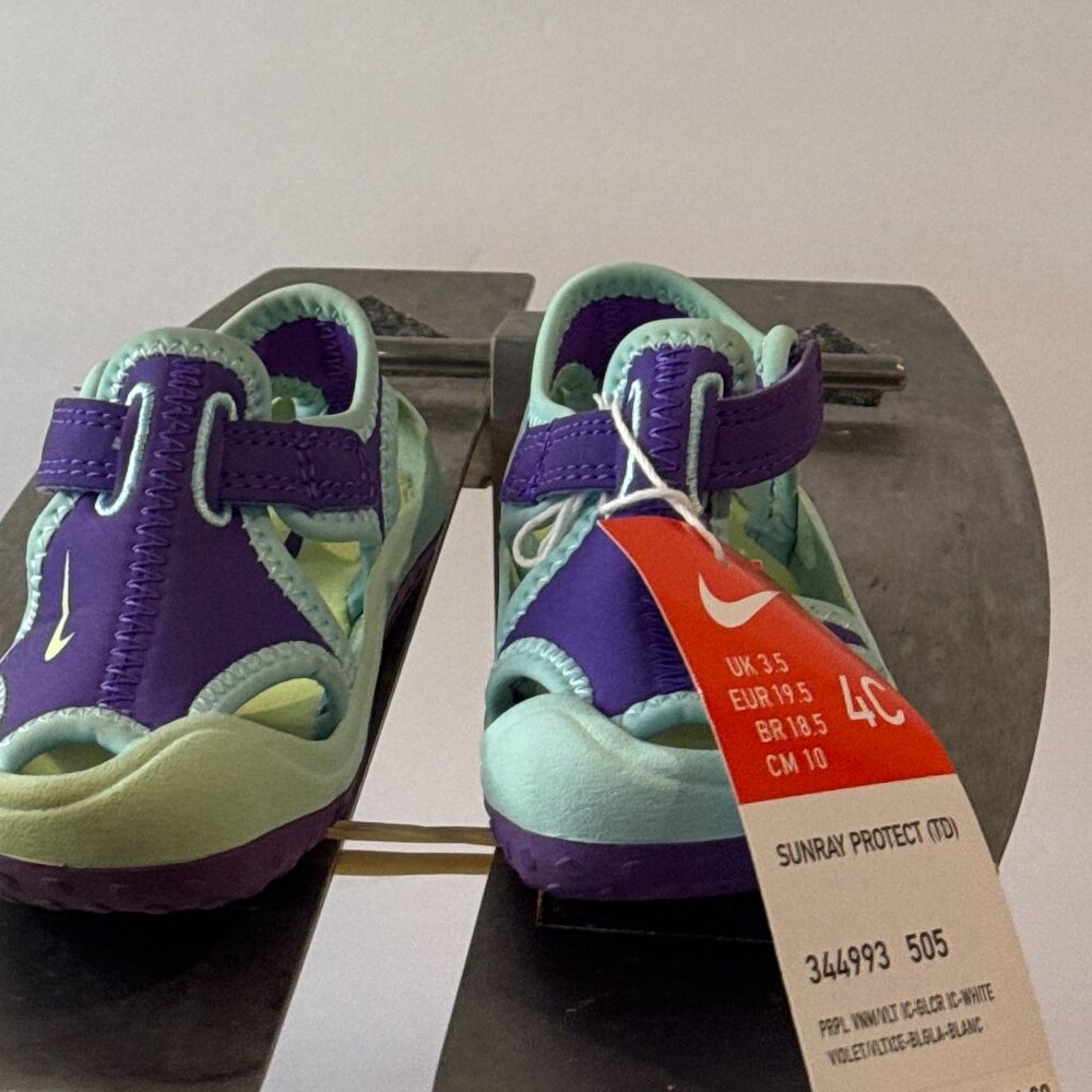 Nike Kids Water Shoes - Purple and Mint